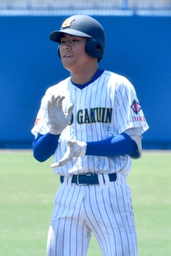 中央学院の飯山成夢