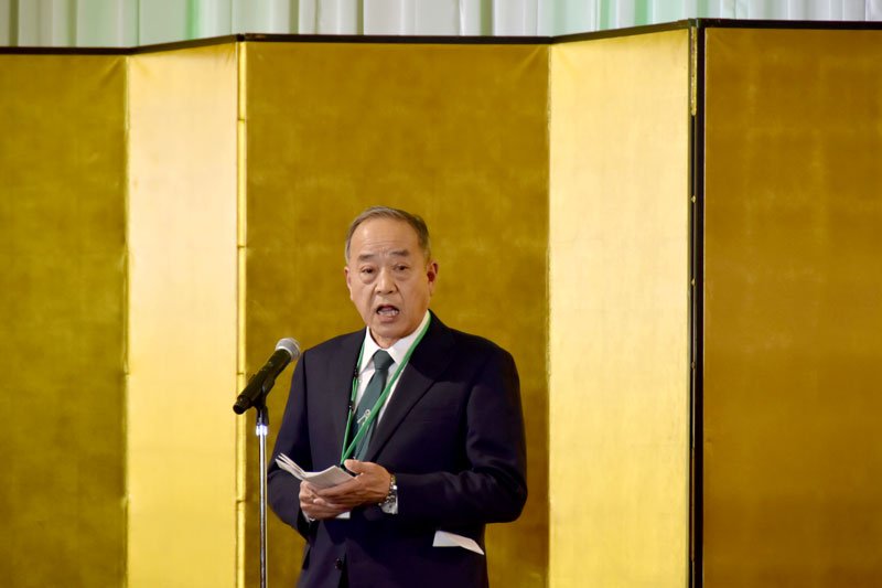 あいさつをする増田会長＝千葉市中央区