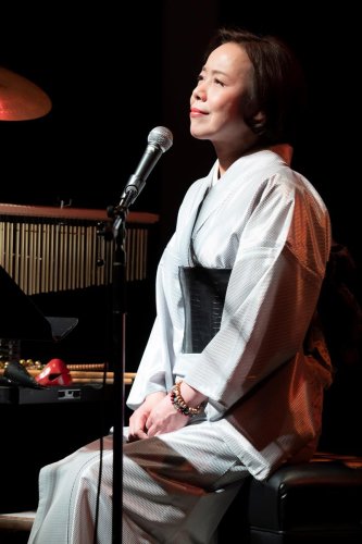 潮見佳世乃さん