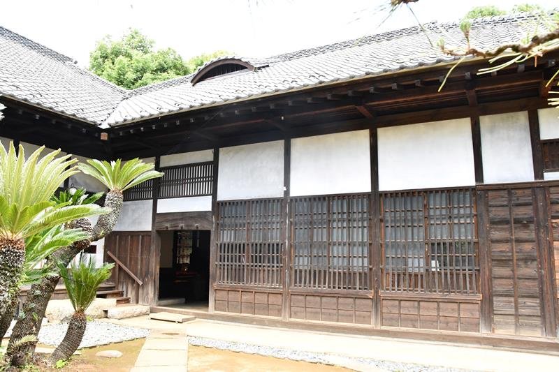 直角に曲がった平面形式　江戸、明治の屋敷景観残す　染谷家住宅（柏）　【ちば建築探訪】