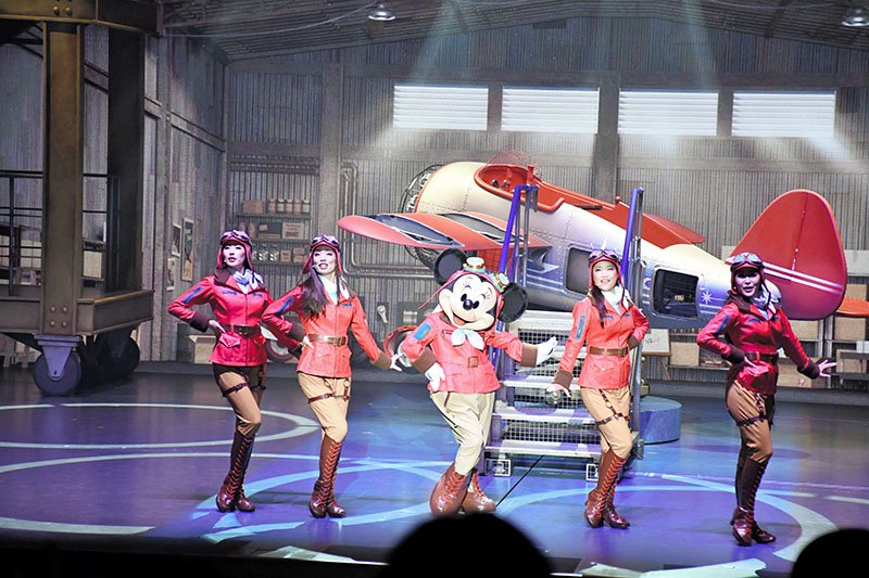 【写真多数】東京ディズニーシーから新ショー、主役はミニー　歌にダンス、飛行機で大空へ　「ドリームス・テイク・フライト」１６日スタート