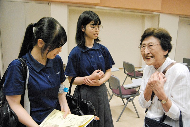 被爆犠牲者の思い伝えたい　市川の高校生、朗読劇で核廃絶訴え　広島・長崎の惨禍もう二度と　【戦後８０年ちば】