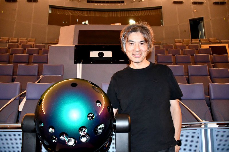 平和願うプラネタリウム　世界的クリエイター大平さん新作　豪州ロケ「地球に思いはせて」　市川現代産業科学館