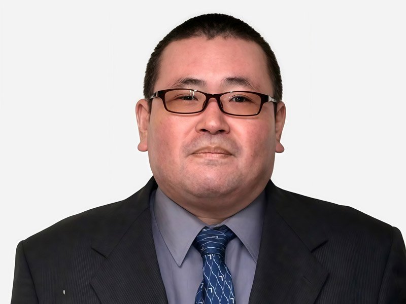 半杭利治氏