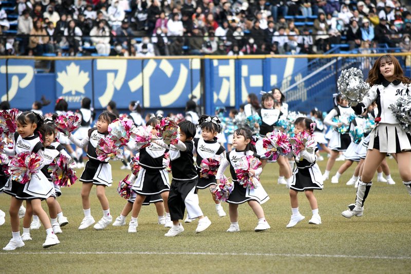 野球対決やダンス…　マリンで交流　ファン感謝イベント　千葉ロッテ