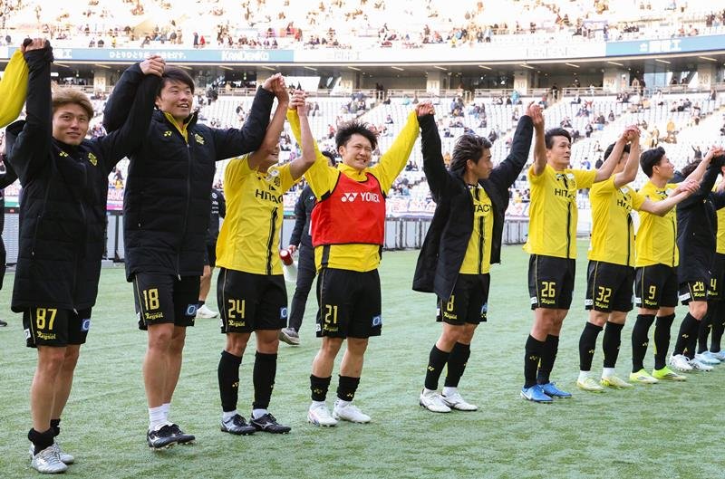 本領２発、初勝利　柏レイソル