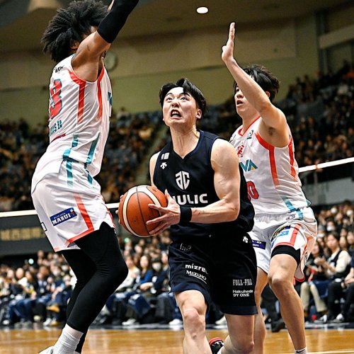 Ａ千葉―広島　第４クオーターのＡ千葉・黒川＝１５日、千葉ポートアリーナ（Ｂリーグ提供）