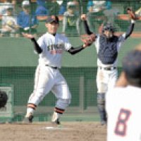 木更津総合４０年ぶりＶ 千葉経大付に競り勝つ　第６３回秋季県高校野球大会