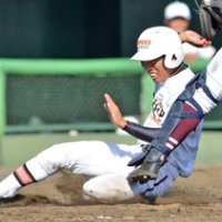 木総合、激闘延長十三回　千葉県勢、９年ぶりの秋制覇　第６８回秋季関東地区高校野球大会　最終日
