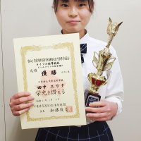 女子ビームライフル個人優勝の田中エリナ
