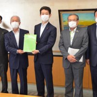 空港特区実現後押し　成田周辺商業者、知事に提言