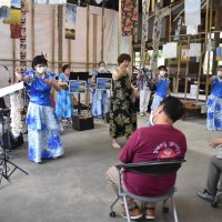 ウクレレ音色心地よく　市原内田未来楽校で演奏会