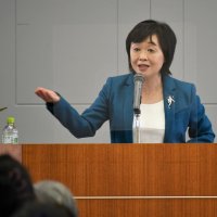 自立心の大切さ強調　成田高出身　増田明美さん　市民憲章５０周年講演　選手人生振り返る