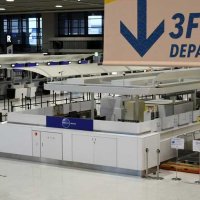 成田空港でスマホ盗んだ疑いギリシャ人逮捕