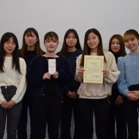 千葉商大２年ぶり優秀賞　動物愛護ボランティア取材　新聞製作のＣＵＰ表彰・閉講式