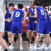 奮闘昭和、桜花の壁　全国高校バスケ