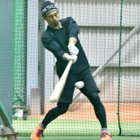 荻野「優勝貢献を」　最年長、今年も全試合出場に意欲　自主トレだより　千葉ロッテ