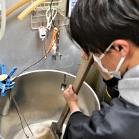 狙う風味に数学応用　千葉大生がクラフトビール　最適ホップで仕込み開始　習志野