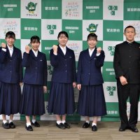 習志野高勢、全国で活躍　鎌倉さん、柔道個人８１キロ級Ｖ　吹奏楽部、四重奏も金賞獲得　市長に報告