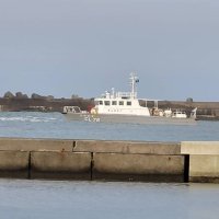 【動画あり】釣り男性、消波ブロックに転落　岸から４００メートルの防波堤　海保ヘリで救助　銚子・外川漁港