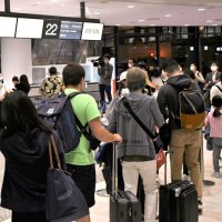 成田空港、復調の兆し　３年ぶり移動制限なしＧＷ　ＬＣＣホノルル線は満席の便も　国際線旅客数４倍予測