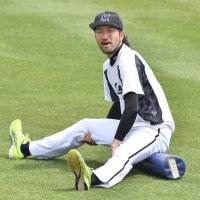 交流戦２４日開幕、広島戦　千葉ロッテ