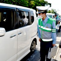 千葉県警本部長ら啓発　朝陽小近くで　八街児童死傷事故１年