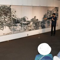 丸木夫妻の思い伝える　成田「原爆の図」展で学芸員　「今の課題にもつながる」