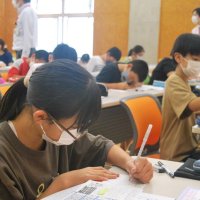 電話de詐欺、はがきで注意喚起　長南小５年生が祖父母に
