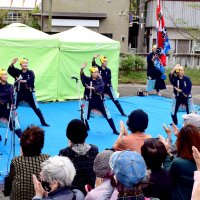 玉前神社門前にぎわう　一宮３０回目の「さすが市」　東浪見甚句披露、５０店並ぶ