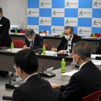 成田旅客ターミナル　集約へ建て替えも視野　「新空港生み出す覚悟」　検討会でＮＡＡ田村社長