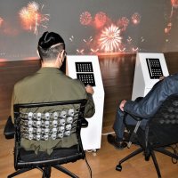 背中〝ねじねじ〟人工触覚を体験　千葉工大いす座面で再現　東大技術を装置化