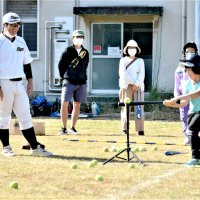 野球って楽しいぞ！！　高校生が児童の先生に　船橋・体験教室