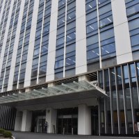 偽造免許証で口座開設容疑　千葉県警３人逮捕　東日本最大「道具屋」か