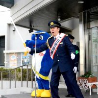 「治安日本一を」　森田前知事が一日署長　山武署