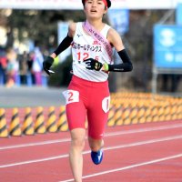 成田１３位、終盤に意地見せる　全国高校駅伝・女子