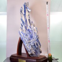 大地のきらめき１３００点　全国８３０鉱山の標本網羅　長生・合同資源の鉱石資料館　【月刊ほぼ実物大ニュース】