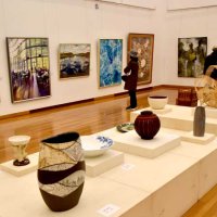 新春彩る力作勢ぞろい　絵画、工芸、彫刻、書の１７７点　佐倉で美術展　２２日まで