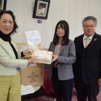 トイレに生理用品を　千葉学芸高へ寄贈　千葉市のＮＰＯ法人