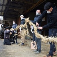 しめ縄掲げて疫病退散願う　銚子・小浜町「辻切り」