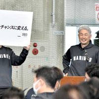 【千葉魂】失敗恐れずトライを　ロッテ吉井監督、ミーティングで説く