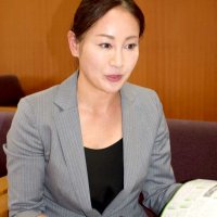 女性議員全５４市町村に　１０議会わずか「１人」　全国、不在は１４・３％