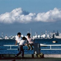 日常に潜む「美」捉える　「『前衛』写真の精神」展