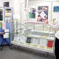 茂原のロケ誘致知って　台本やサイン展示、上映会も　市立図書館