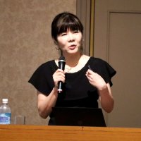 相手に合わせ会話を　質問で「鍵穴見つけて」　コミュニケーション戦略研究家岡本氏　政経懇６月例会