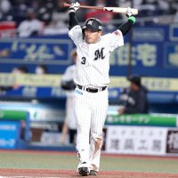 【千葉魂】交流戦男、角中の本領　頼れるベテランも原点忘れず　千葉ロッテ