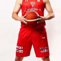 千葉ジェッツの荒尾が始球式　２５日、日ハム戦　千葉ロッテ