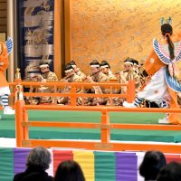 節目４０回雅楽の調べ　成田山新勝寺　華やかに観客２００人魅了