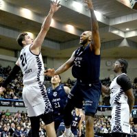 ノリノリ１３連勝　最後まで全員持ち味　アルティーリ千葉