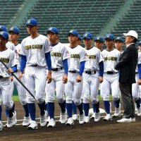 中央学院、本番さながら聖地行進　開会式リハーサル　第９６回選抜高校野球大会